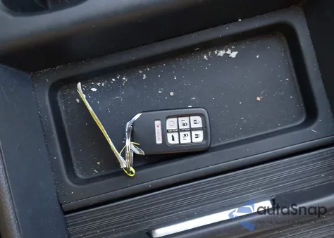 2020 Honda Odyssey Ex-L/Ex-L W/Navi Res from USA, damaged, VIN 5FNRL6H70LB003439